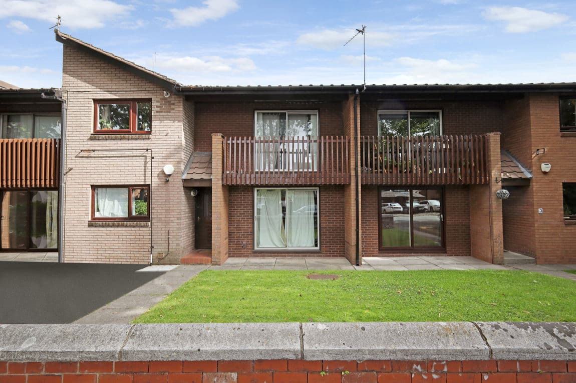 St. Austell Road, Manchester, M16 8WW