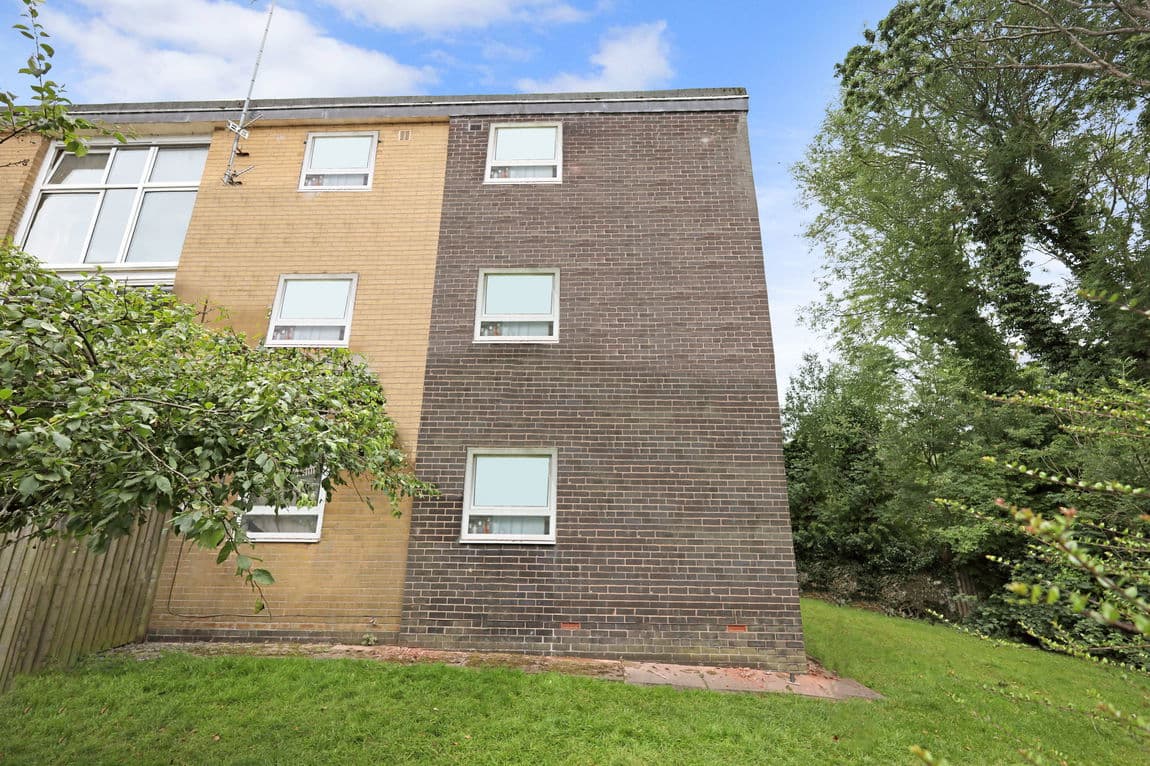 Tarvin Road, Cheadle, SK8 2LL