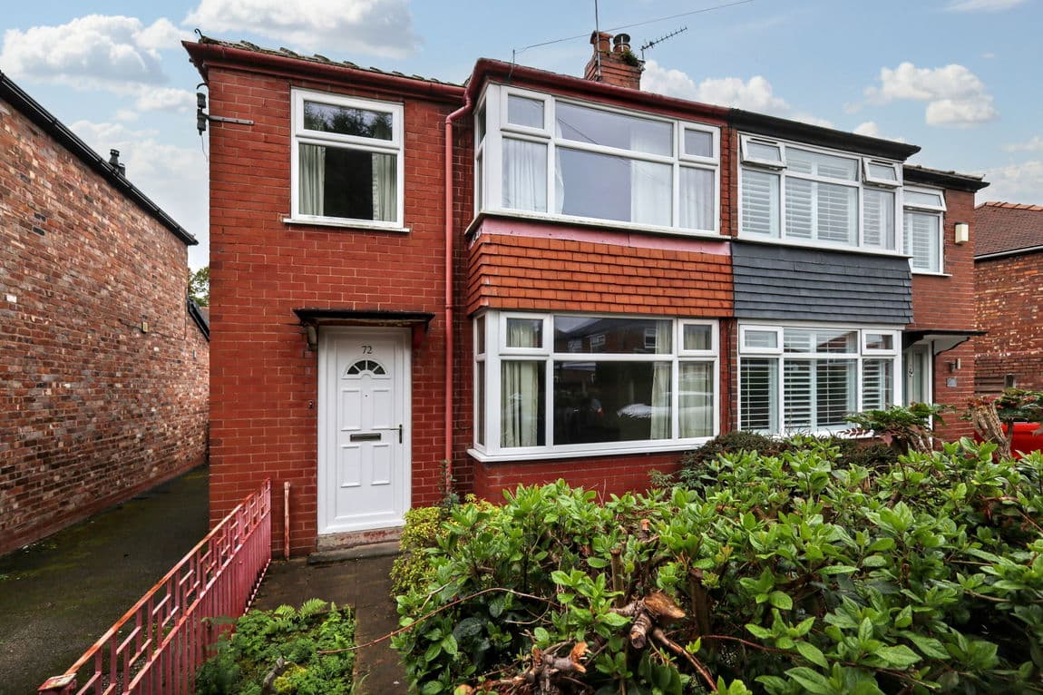 Deane Avenue, Cheadle, SK8 2DW