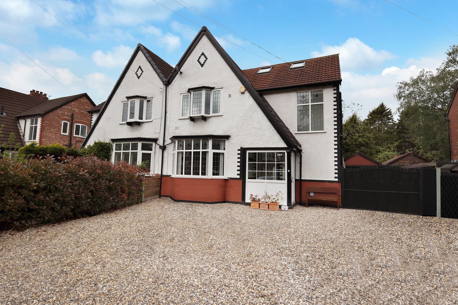 Outwood Road, Heald Green, SK8 3JQ